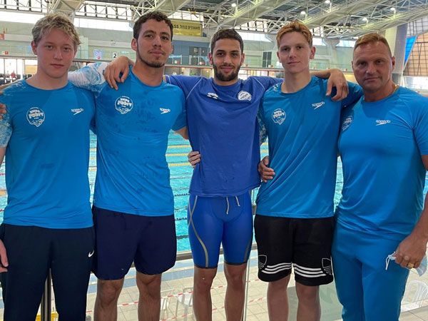 (באדיבות איגוד השחייה)