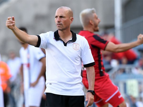 אריה. עונה שלישית במועדון (הפועל ירושלים, רשמי)