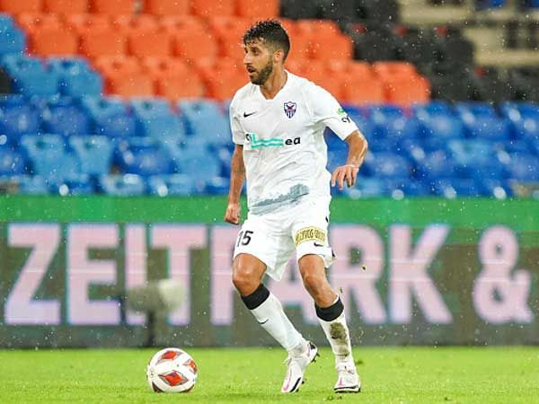 מיכה. בב"ש רוצים אותו במרכז (אנורתוזיס, רשמי)