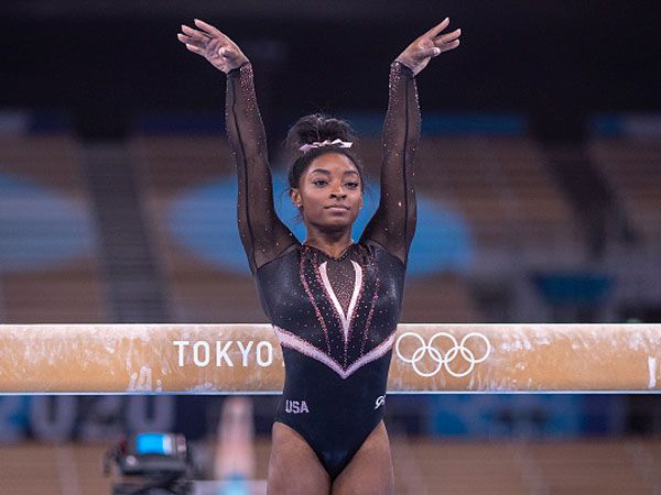 142 ס"מ של שלמות. ביילס (GETTY)