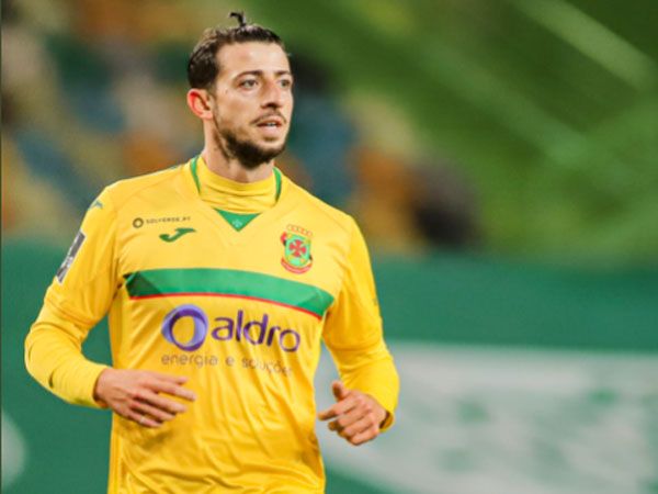 "לא הסתדר אז לקחתי צעד אחורה". ג'אן (עמוד הטוויטר של פאסוס)