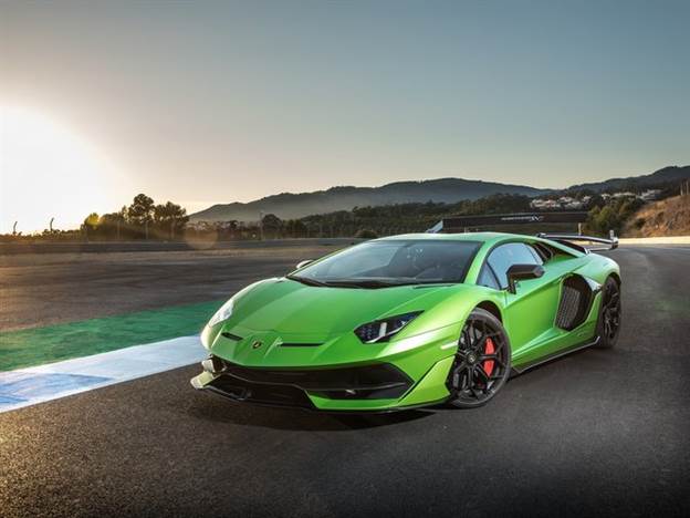 למבורגיני אוונטדור (צילומים: Getty)