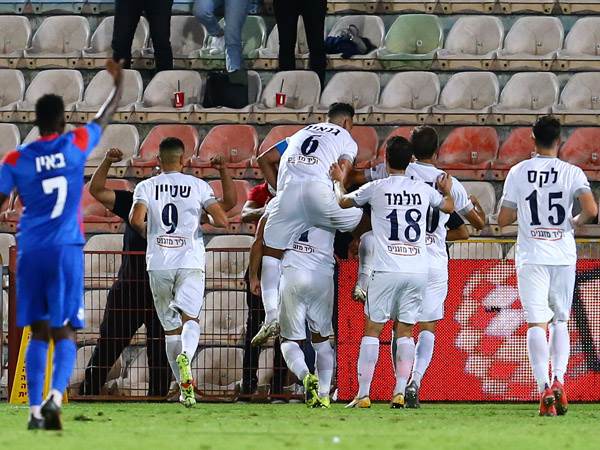 להמשיך במומנטום (לירון מולדובן)