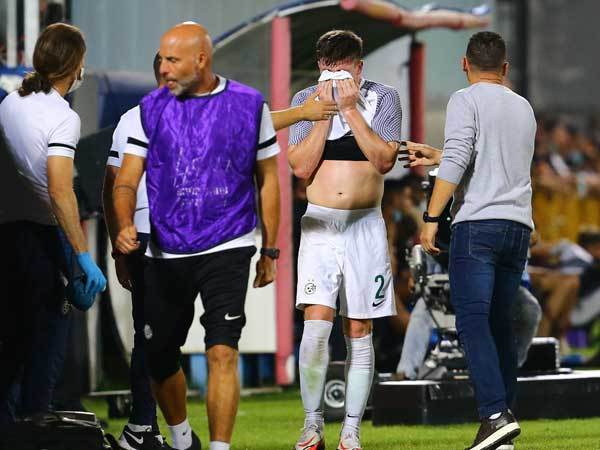 סטריין. בספק לסלביה (לירון מולדובן)