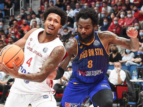 ג'יילן אדאמס. מנקודות האור של ירושלים (ברני ארדוב)