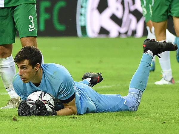 סיכום ארוך טווח בדרך. ג'וש כהן (צילום: ברני ארדוב)