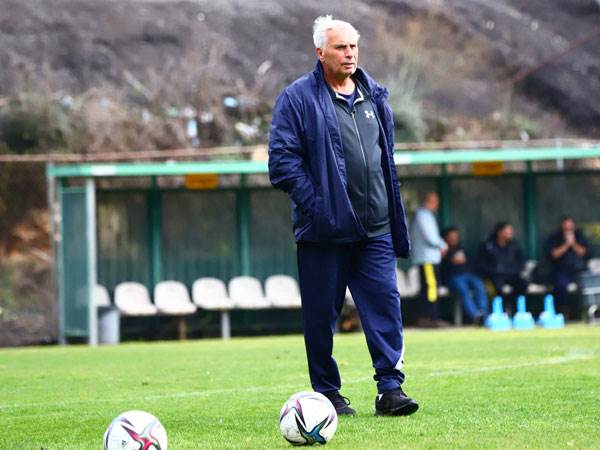 יוסי מזרחי. לוקח דברים ברצינות (מאור אלקסלסי)