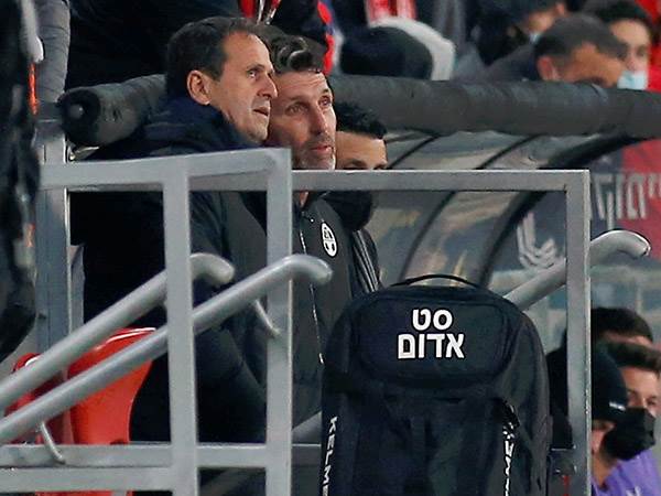 "למכבי חיפה יש חלק בעליהום" (אלן שיבר)