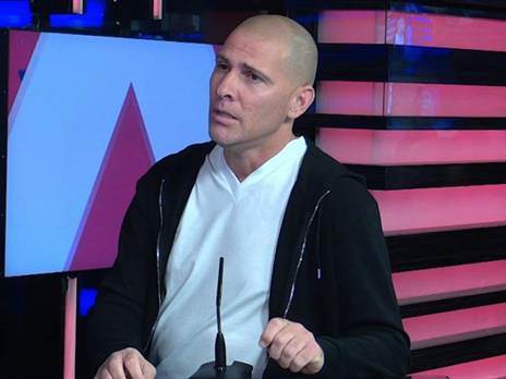 אבי נמני. נזרק מקבוצת הבית