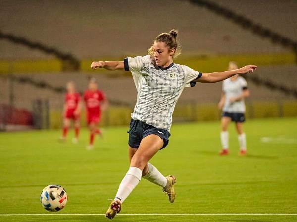 אירנה קוזנצוב (שאול גרינפלד)