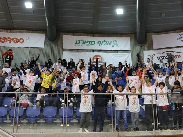 המיזם המבורך חזר (לירון מולדובן)