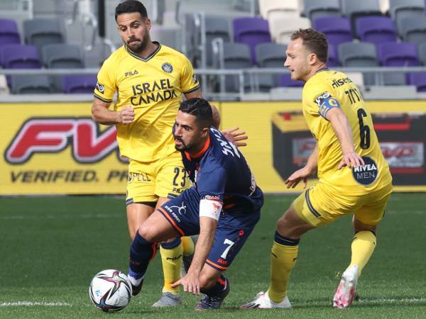 גם גדולי האופטימיים לא באמת האמינו שהאליפות תחזור לתל אביב העונה (דני מרון)