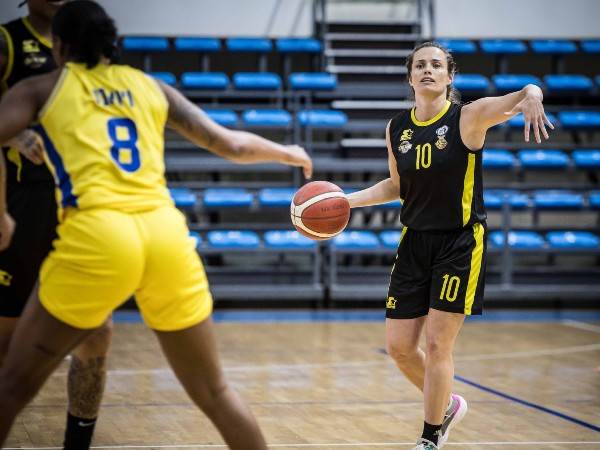 קורטני דאגלס בשורות רמלה (קרדיט: מנהלת ליגת העל לנשים בכדורסל)