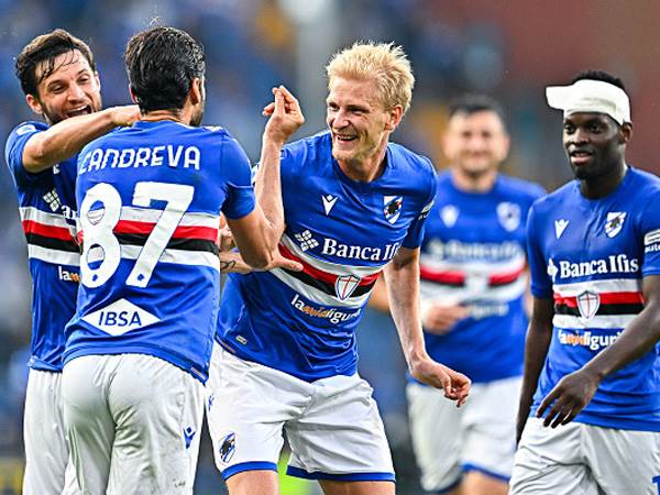 חגגו לעיני הקהל הביתי (GETTY)