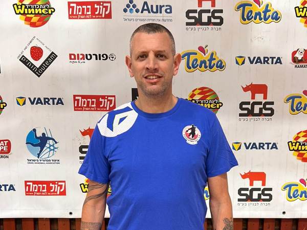 יוצא לדרך חדשה. מימון (באדיבות א.ס. רמה"ש)