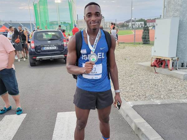 מדליה נוספת שלו. אפריפה (איגוד האתלטיקה)