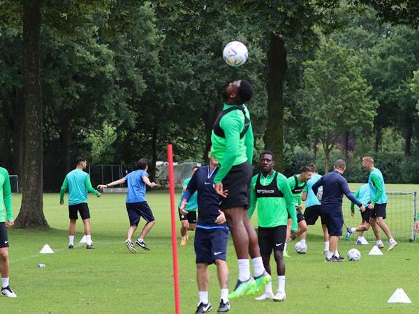 משך תשומת לב. פיירו (האתר הרשמי של מכבי חיפה)