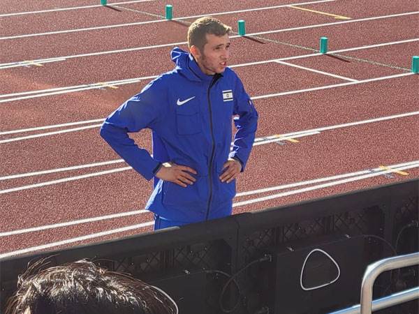 הופעה מכובדת באורגון. קפיטולניק