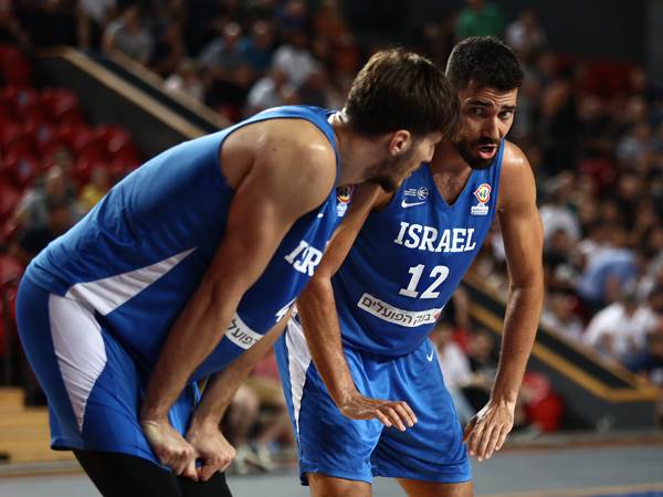 לא היה פשוט, אבל היה משכנע (Basketball Somova)