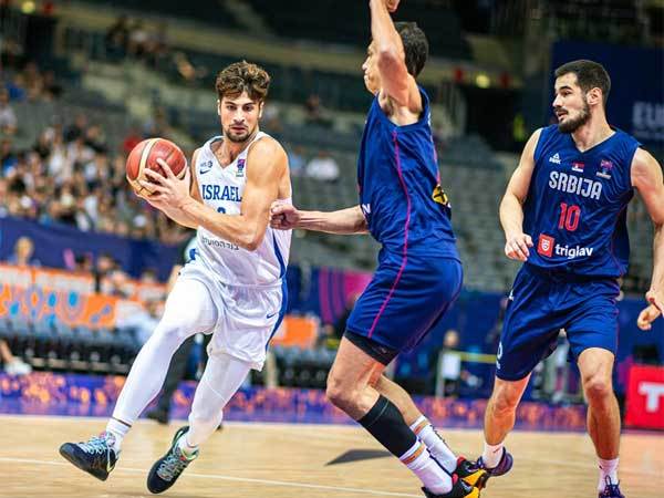אבדיה נגד לוצ'יץ'. טוב שהוא איתנו (FIBA)