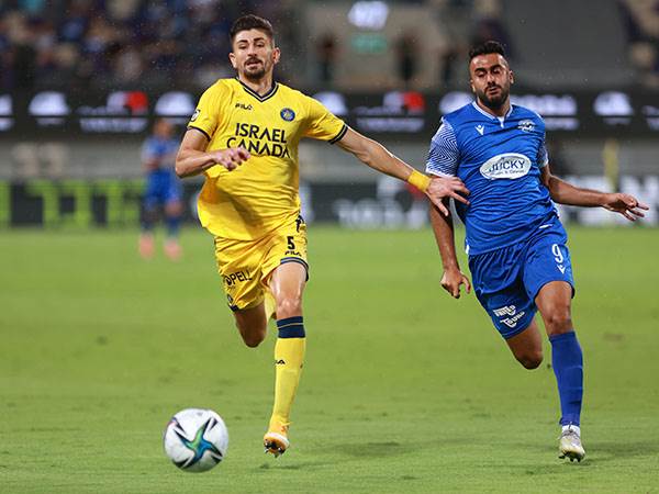 נחמיאס. התחלה חדשה (מרקו)