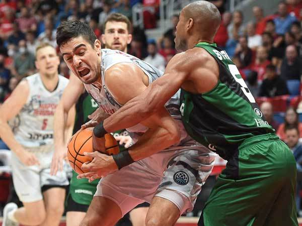 הקפטן איתי שגב (FIBA)