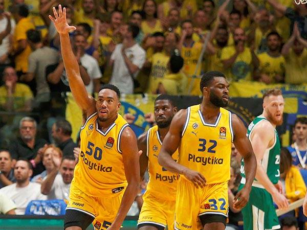 חביב הקהל בקרוב? (אלן שיבר)