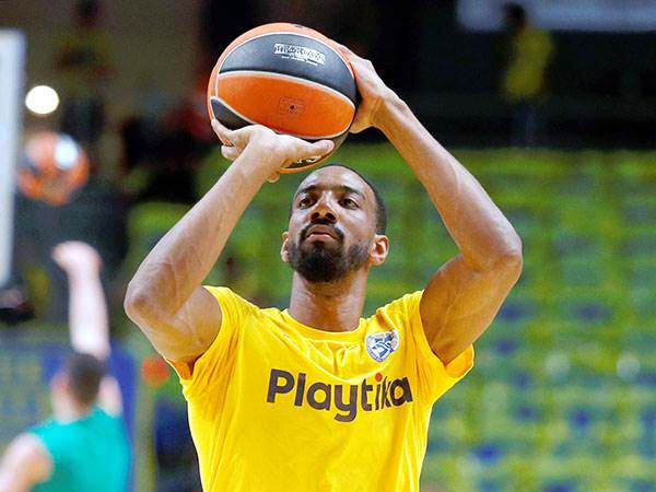 הולינס. עדיין לא השתלב (אלן שיבר)