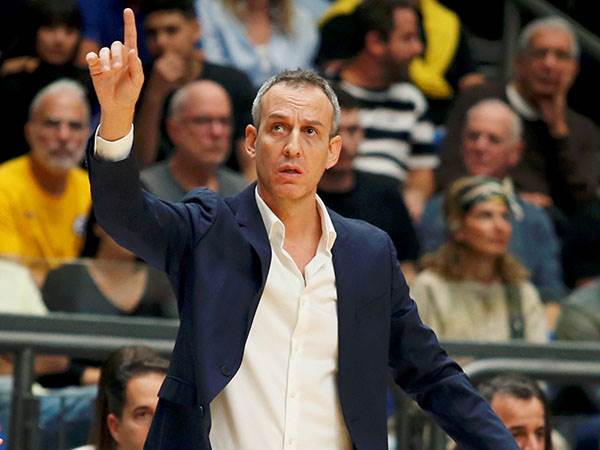 הדעות חלוקות. קטש (אלן שיבר)