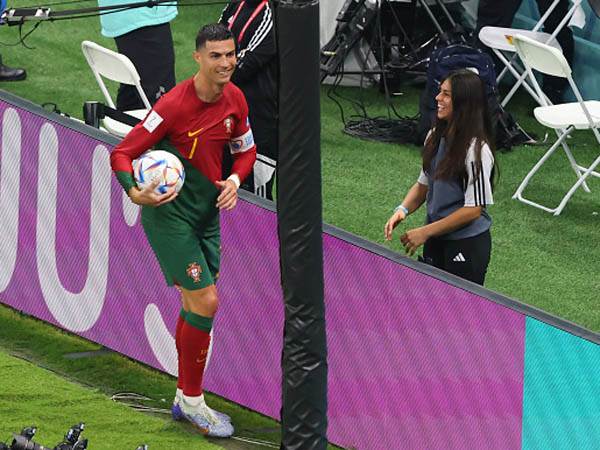 ומביאת הכדורים קיבלה רגע שלא תשכח (Getty)