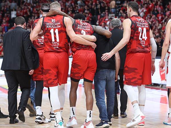 מאמצים להכשירו לגביע (דני מרון)