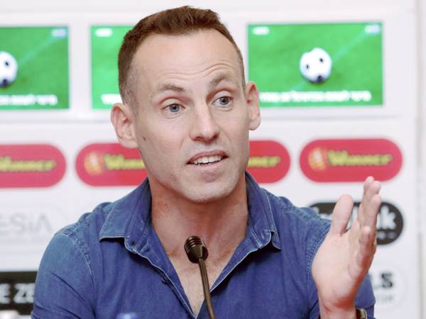 סחב את המחשבות זמן רב, בוקסנבוים (אלן שיבר)