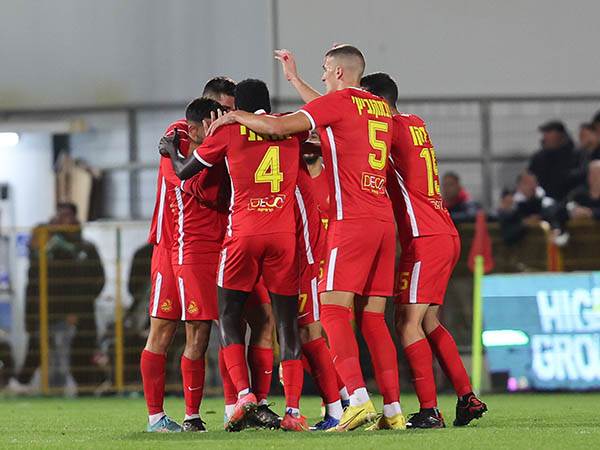 אשדוד מתקרבת (לירון מולדובן)