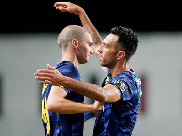 מכבי תל אביב בראש (אלן שיבר)