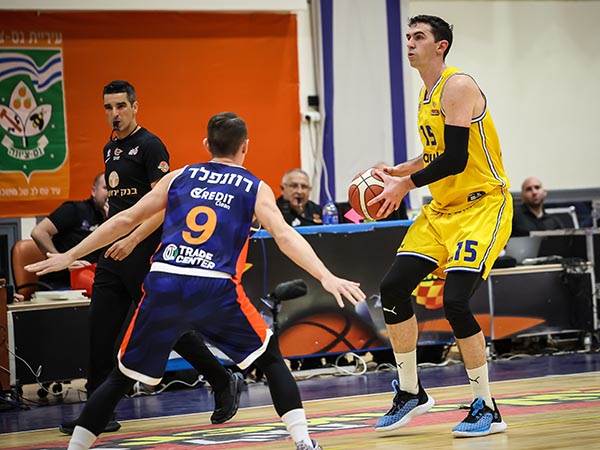 כהן חגג: "היינו צריכים להרוויח את זה" (עודד קרני)