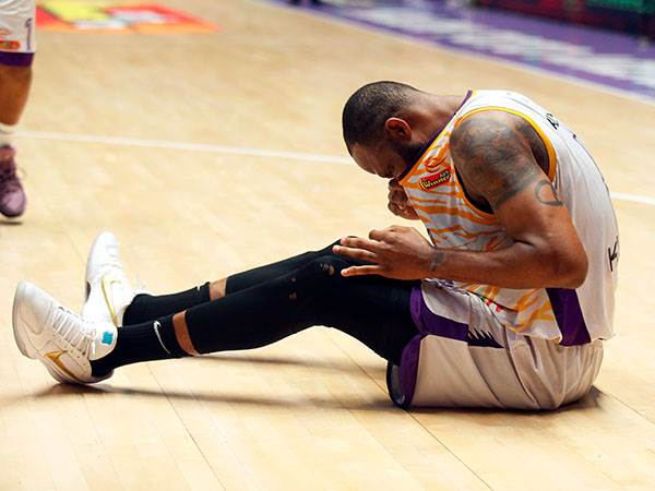 בהרכב חסר (אלן שיבר)