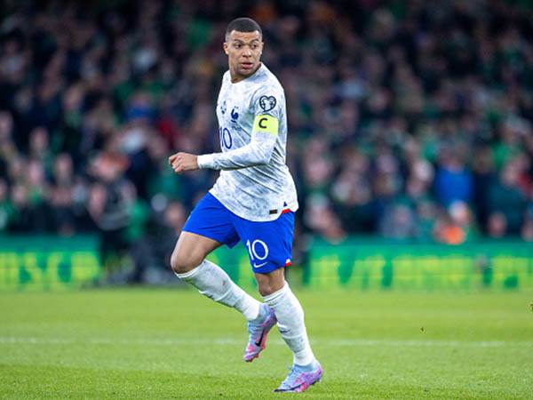 אין מגעים, וגם לא יהיו. אמבפה (getty)