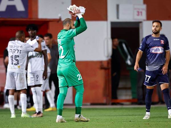 "סכנין הוא מועדון עם מסורת. תשמרו עליו" (צילום: מאור אלקסלסי)