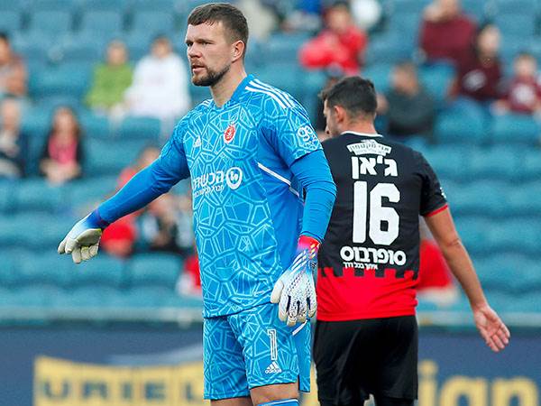 החתמה נוספת של האדומים. זובאס (צילום: אלן שיבר)