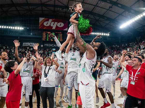 פרח באיזמיר (קרשיאקה)