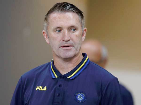 רובי קין מרוצה (אלן שיבר)