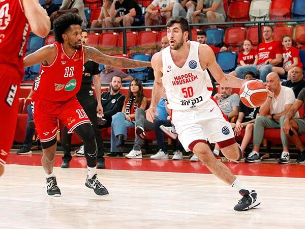 "שיוכיח שהוא מנהיג" (אלן שיבר)