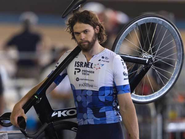 הראש בפריז (גלעד קוולרצ`יק)