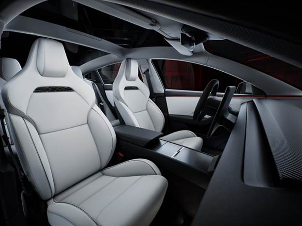 מושבי ספורט חדשים