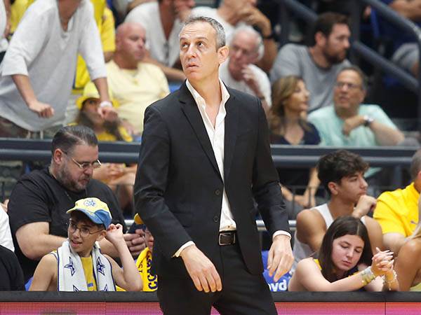 איזו קבוצה תהיה לו בעונה הבאה? עודד קטש (אלן שיבר)