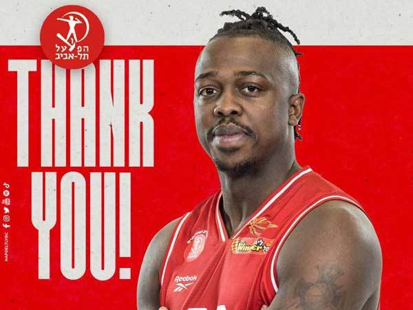 ג`ייקובן בראון. עוזב את הדרייב-אין (צילום: הפועל תל אביב)