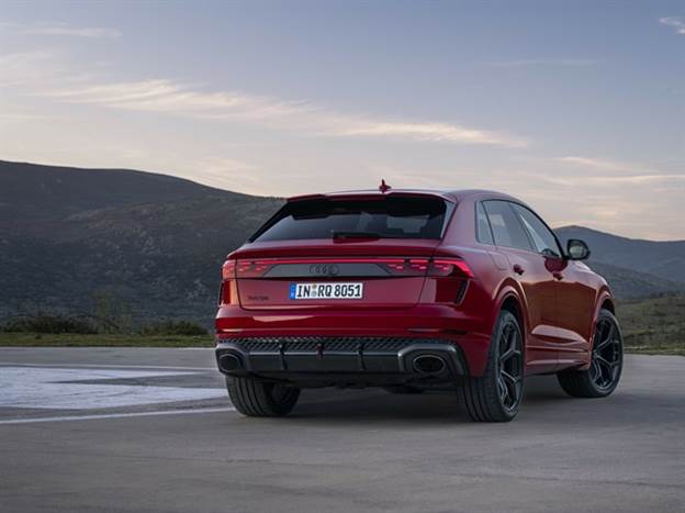 אאודי RS Q8 Performance