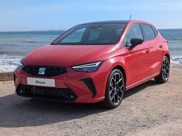 האיביזה בגרסת ה-FR, נראית ספורטיבית יותר