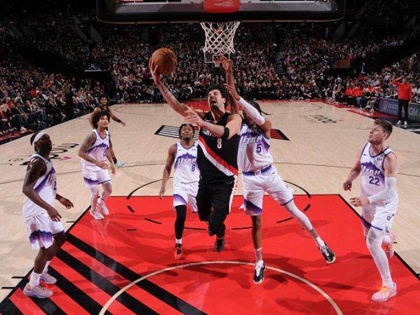Cameron Browne/NBAE via Getty Images