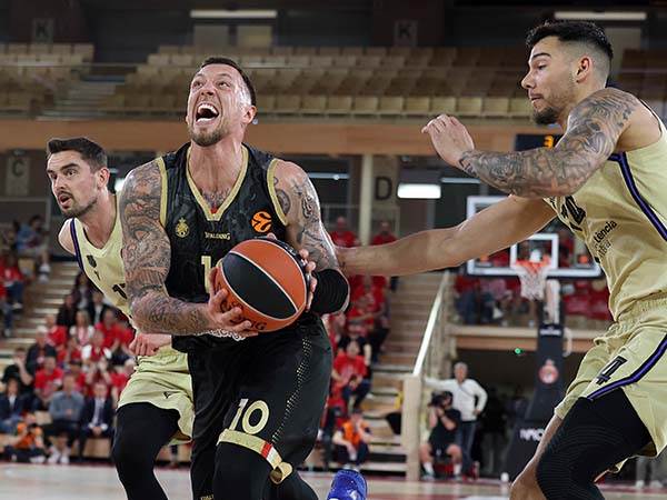 (Photo by Alfonso Cannavacciuolo/Euroleague Basketball via Getty Images)